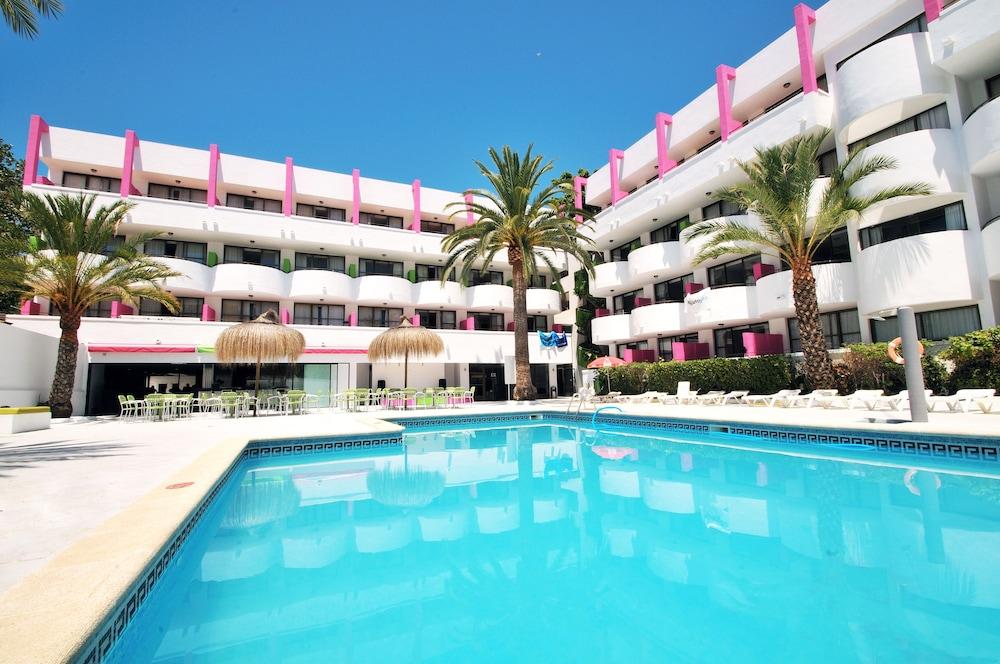 By Trh (adults Only) Appartement